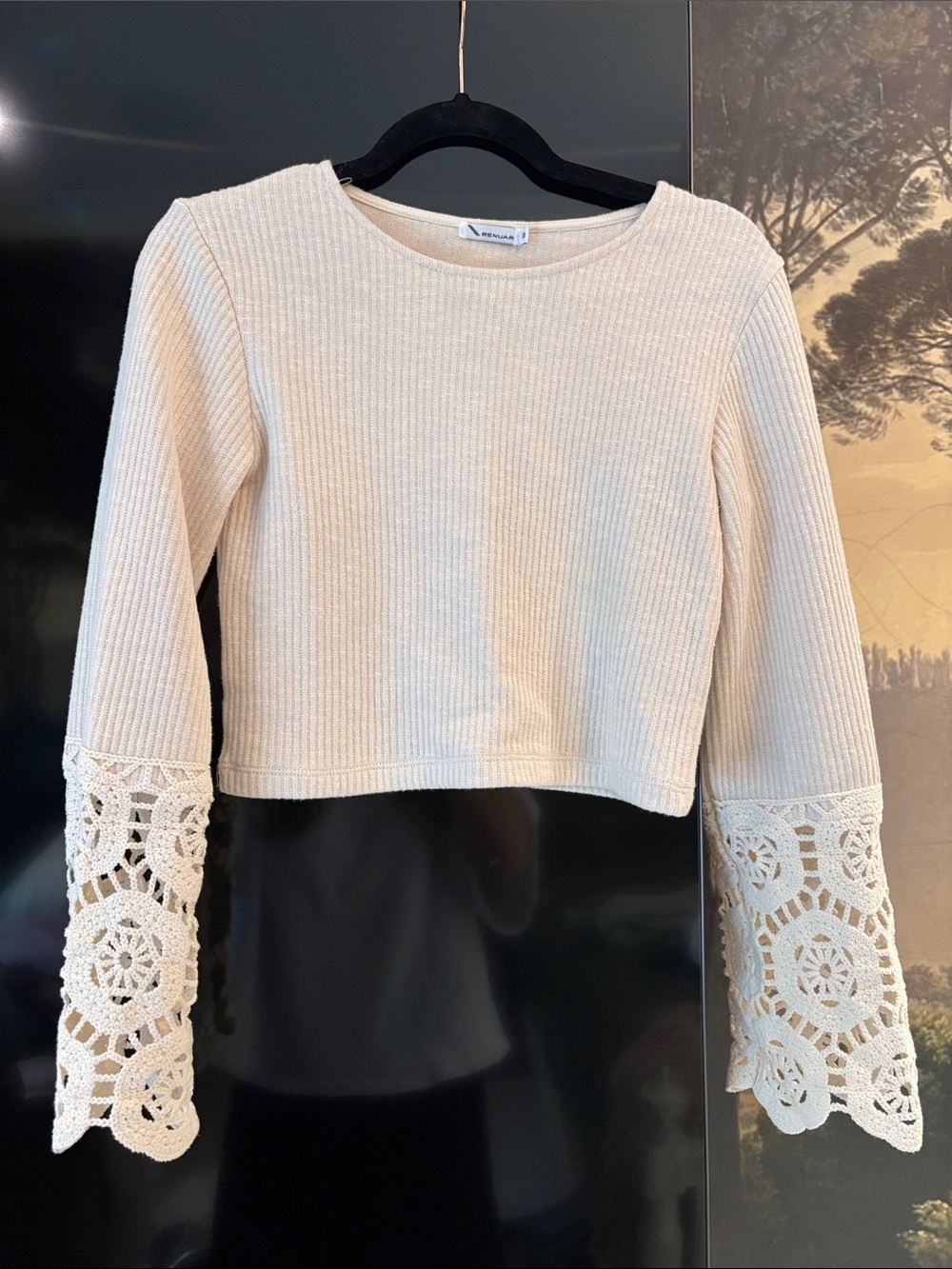 Cropped cream sweater